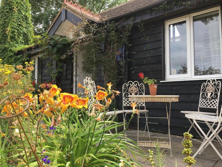 Willow Cottage In Idyllic Location Harrietsham Exterior photo